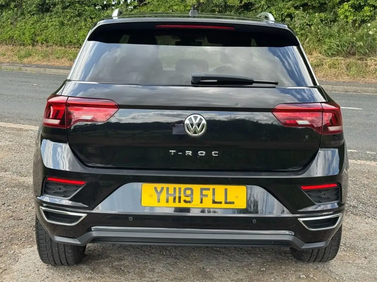 2019-volkswagen-t-roc-16tdi-r-line-big-10