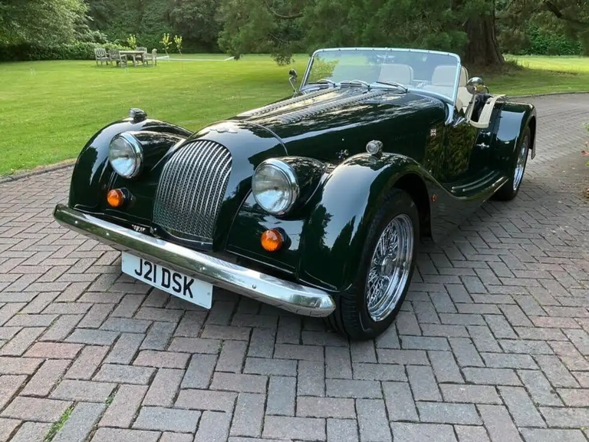 1998-morgan-plus-8-big-24
