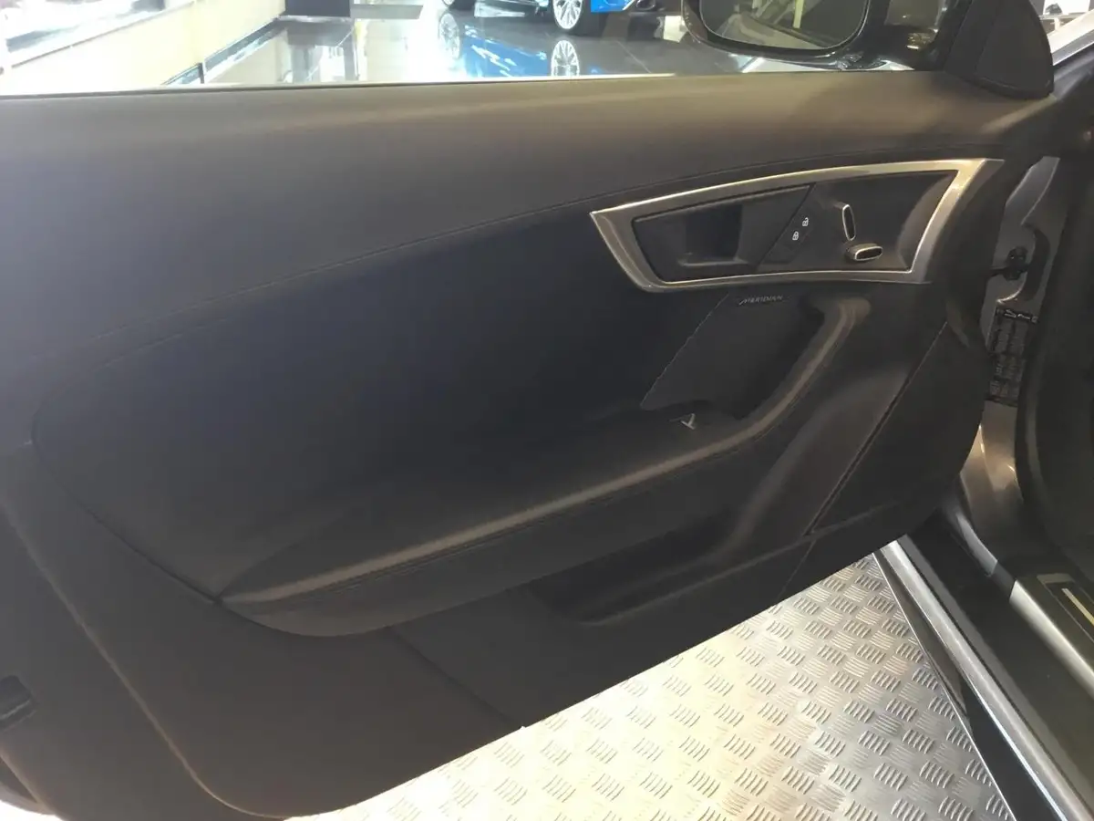 2022-jaguar-f-type-50-v8-p450-r-dynamic-rwd-convertible-big-22