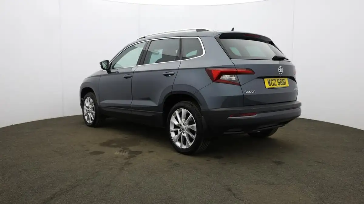 2019-skoda-karoq-15-tsi-se-l-dsg-big-57