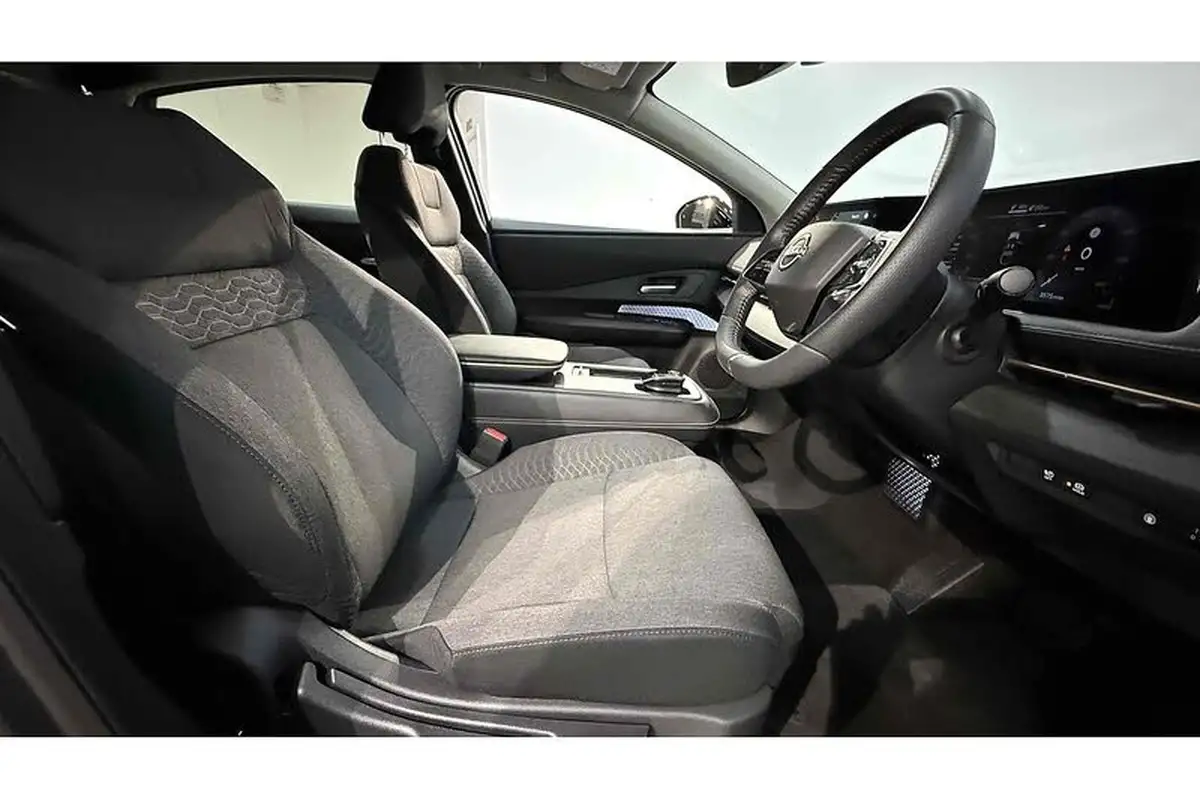 2024-nissan-ariya-e-engage-178kw-22kw-charger-big-42