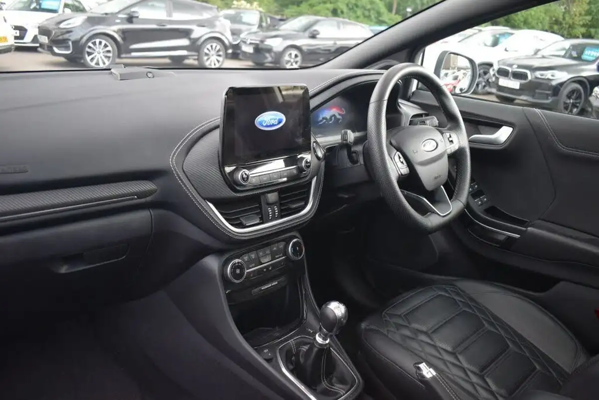 2023-ford-puma-suv-10-st-line-vignale-125ps-big-14