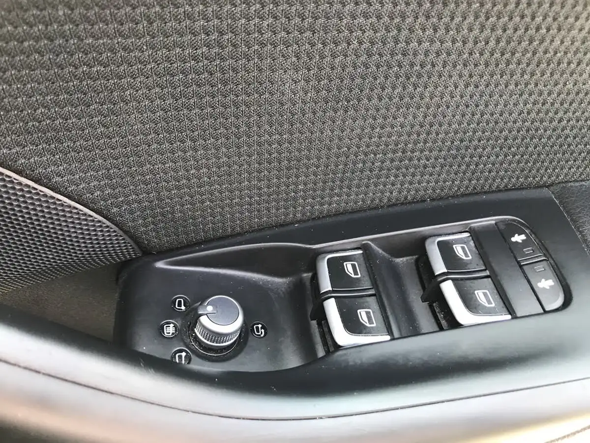 2016-audi-q3-20-tdi-s-line-big-31