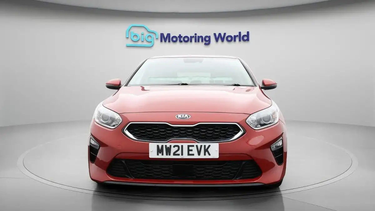 2021-kia-ceed-16crdi-3-48v-mhev-hatchback-big-2