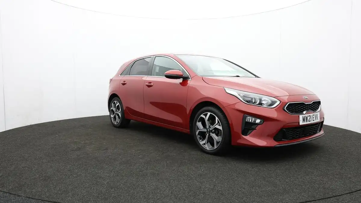 2021-kia-ceed-16crdi-3-48v-mhev-hatchback-big-50
