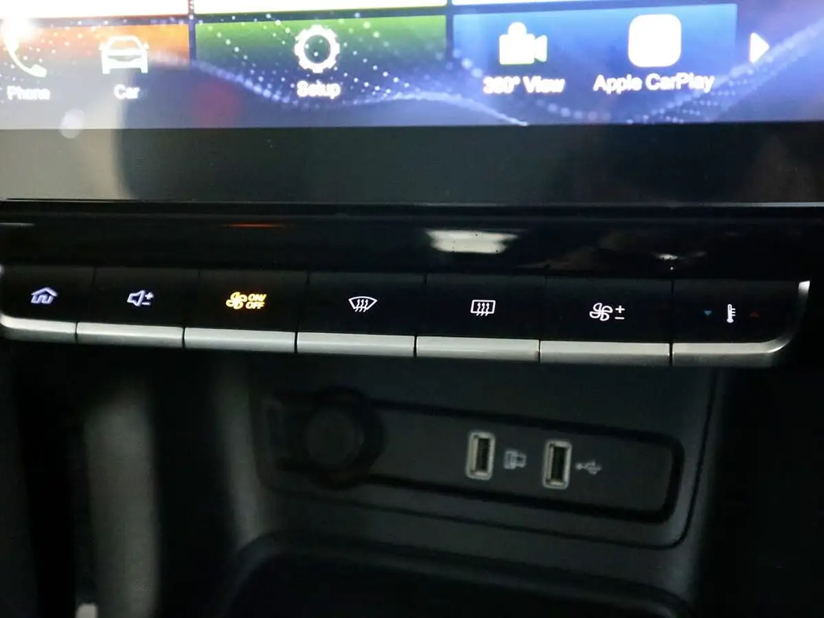 2020-mg-zs-suv-15-vti-tech-exclusive-106ps-big-31