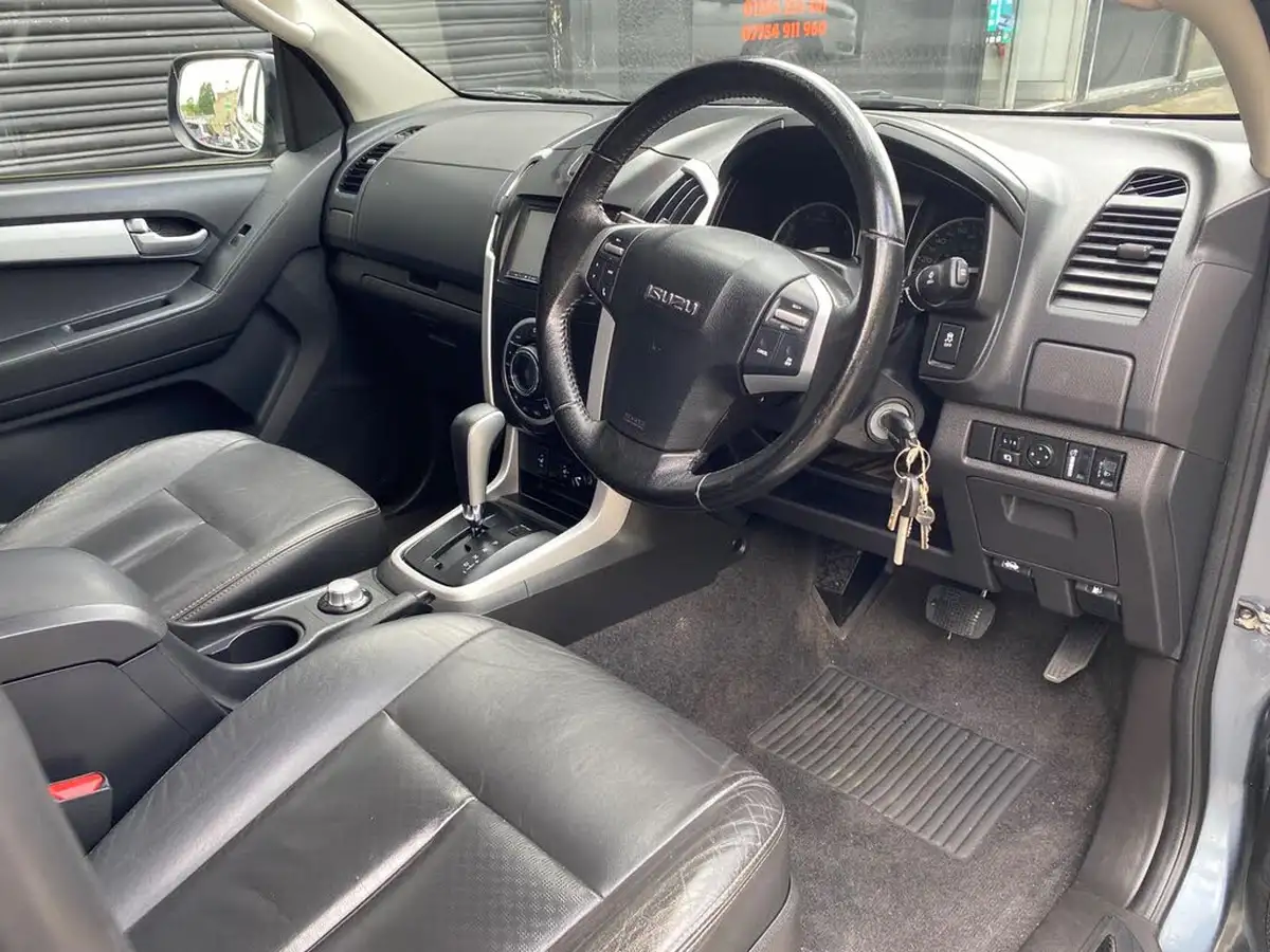 2017-isuzu-d-max-25td-utah-huntsman-auto-big-31