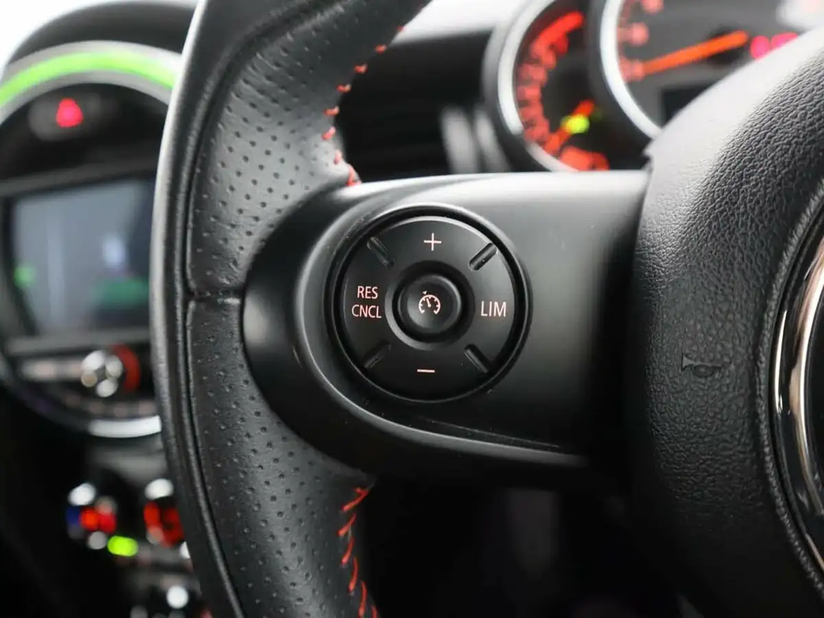 2019-mini-cooper-15-cooper-sport-hatchback-3d-big-31