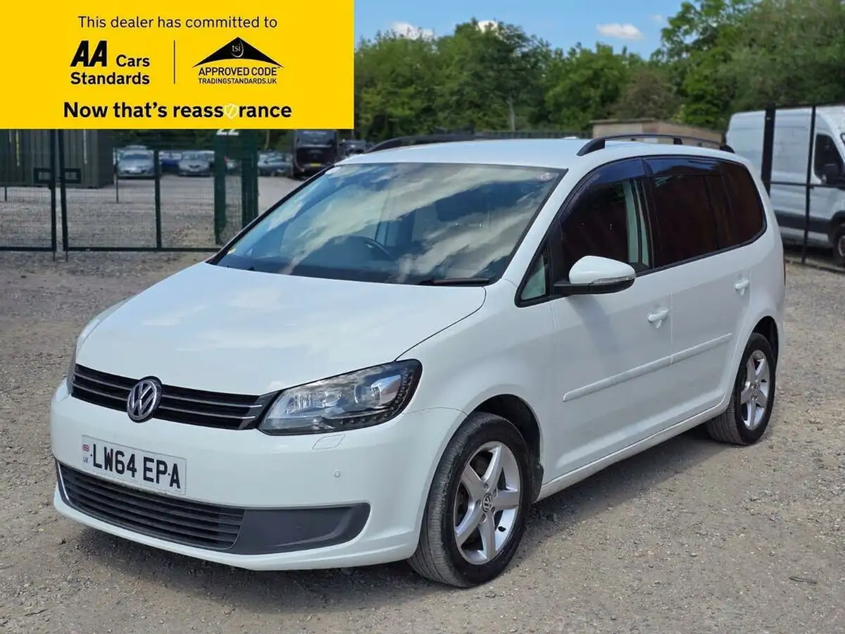 2014-volkswagen-touran-big-2