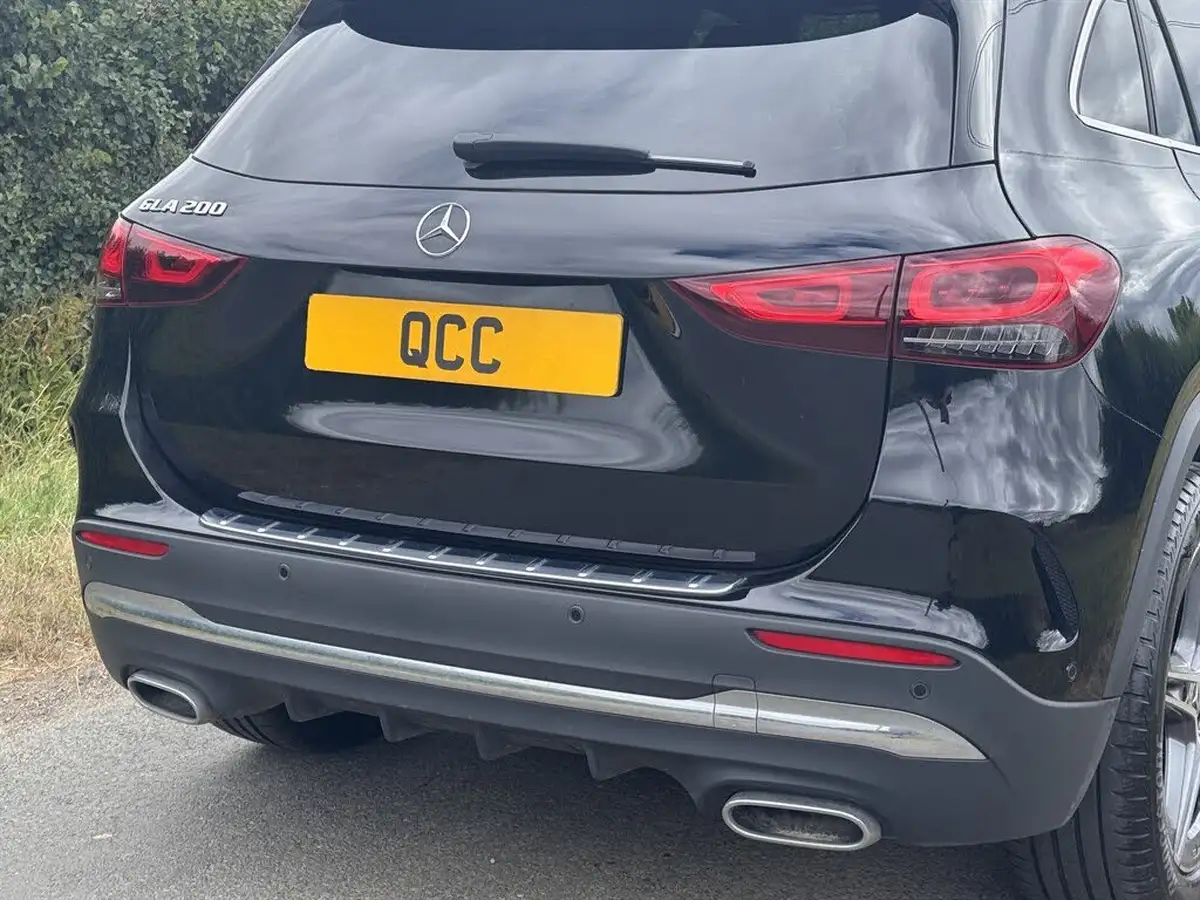 2022-mercedes-benz-gla-class-13-gla-200-amg-line-premium-big-26