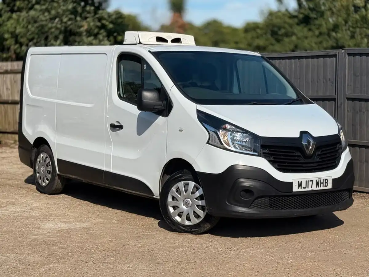 2017-renault-trafic-16dci-sl27-120-business-e6-panel-big-0