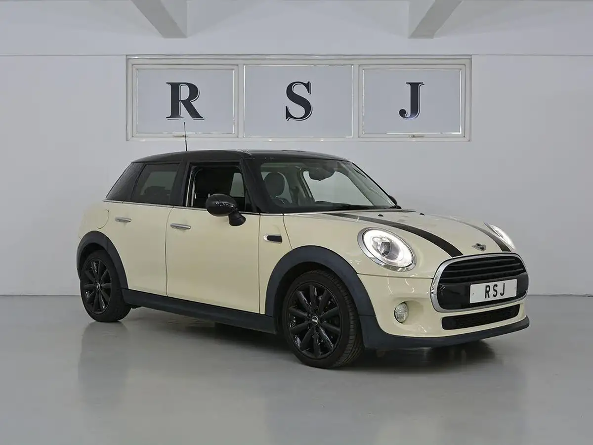 2017-mini-cooper-15-cooper-ss-hatchback-5d-auto-big-0
