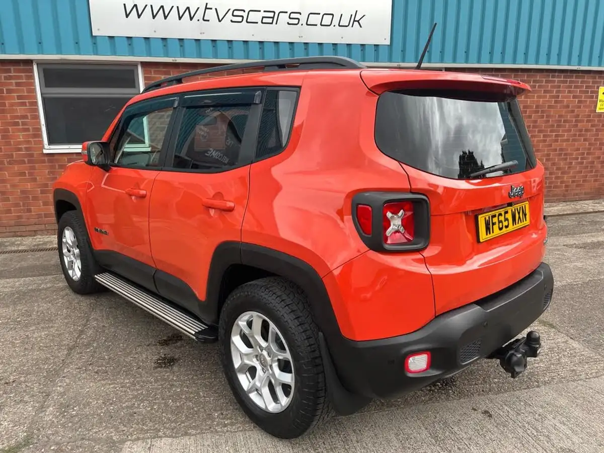 2015-jeep-renegade-14-multiair-ii-longitude-big-6