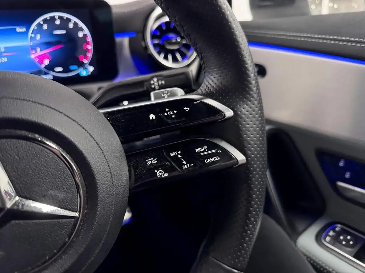 2023-mercedes-benz-cla-13-cla-200-amg-line-executive-coupe-4d-big-35