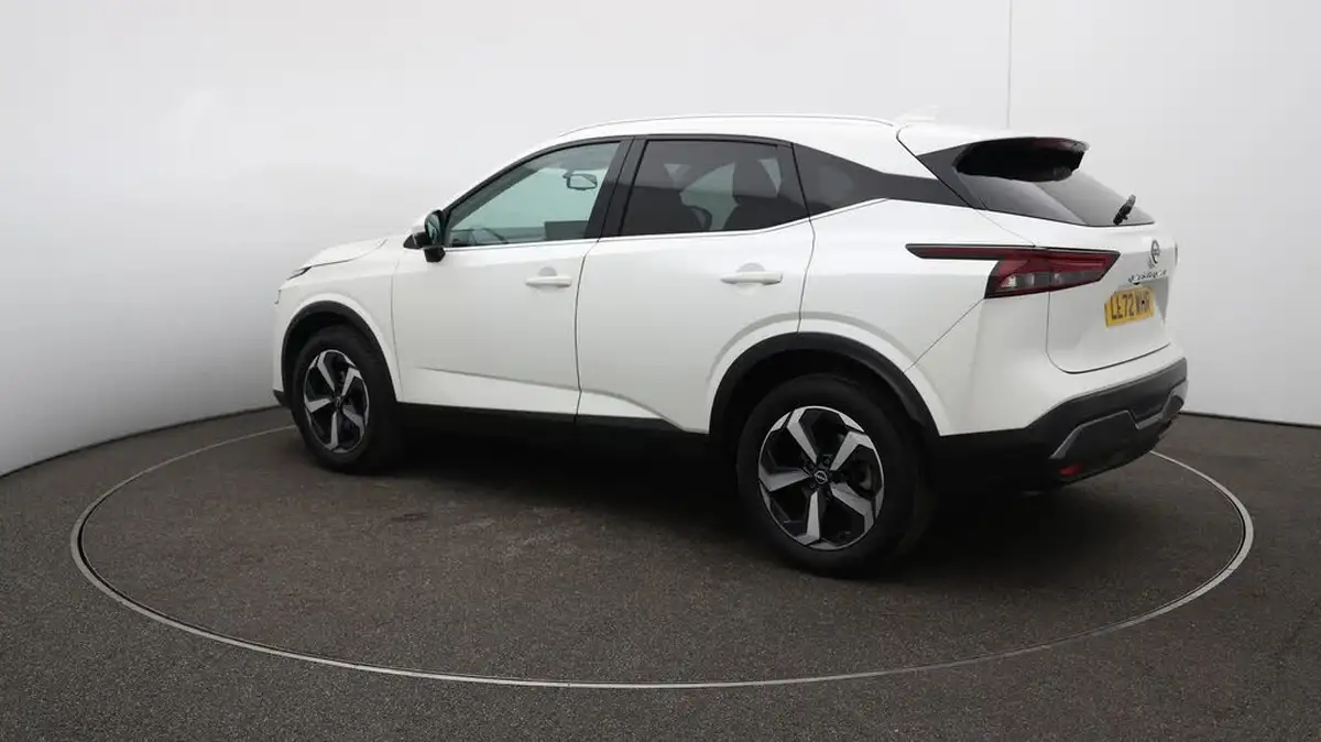 2022-nissan-qashqai-13-dig-t-n-connecta-140ps-big-34