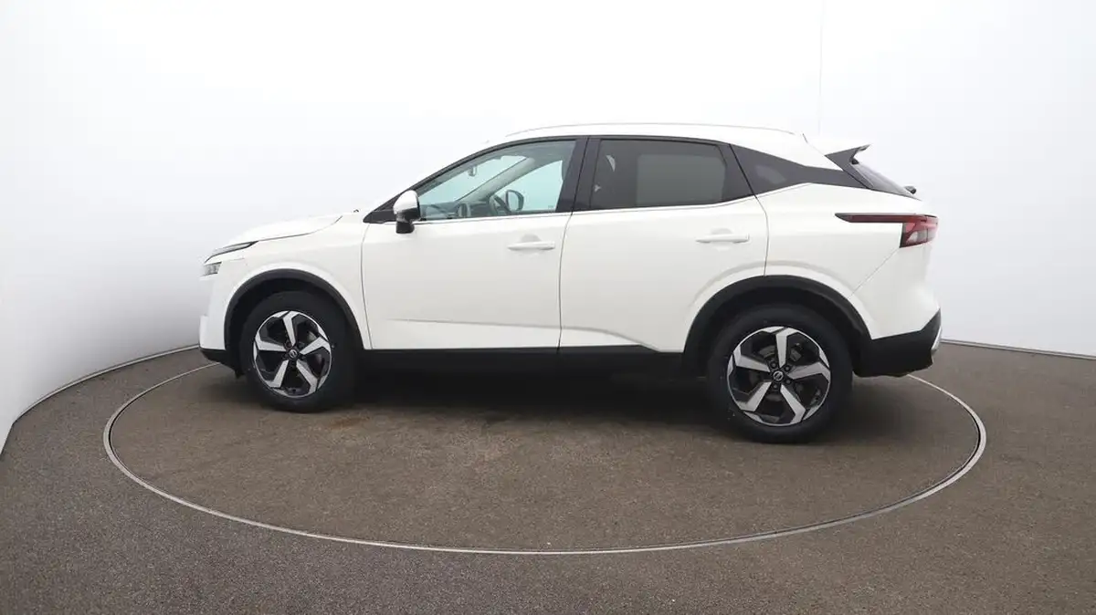 2022-nissan-qashqai-13-dig-t-n-connecta-140ps-big-57