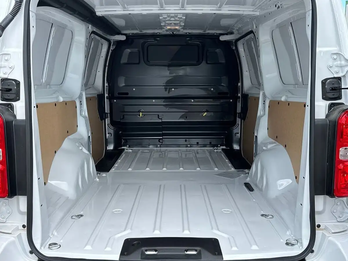 2024-vauxhall-vivaro-15td-xl-pro-big-11
