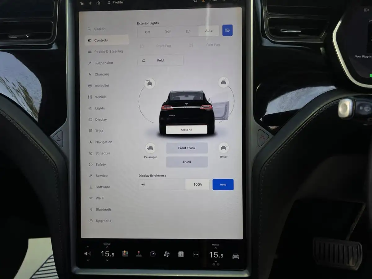 2018-tesla-model-x-e-75d-big-13