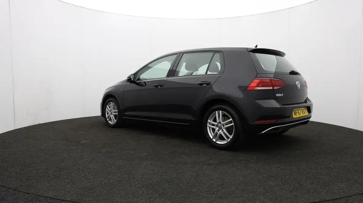 2017-volkswagen-golf-14-tsi-se-nav-ss-hatchback-5d-big-77