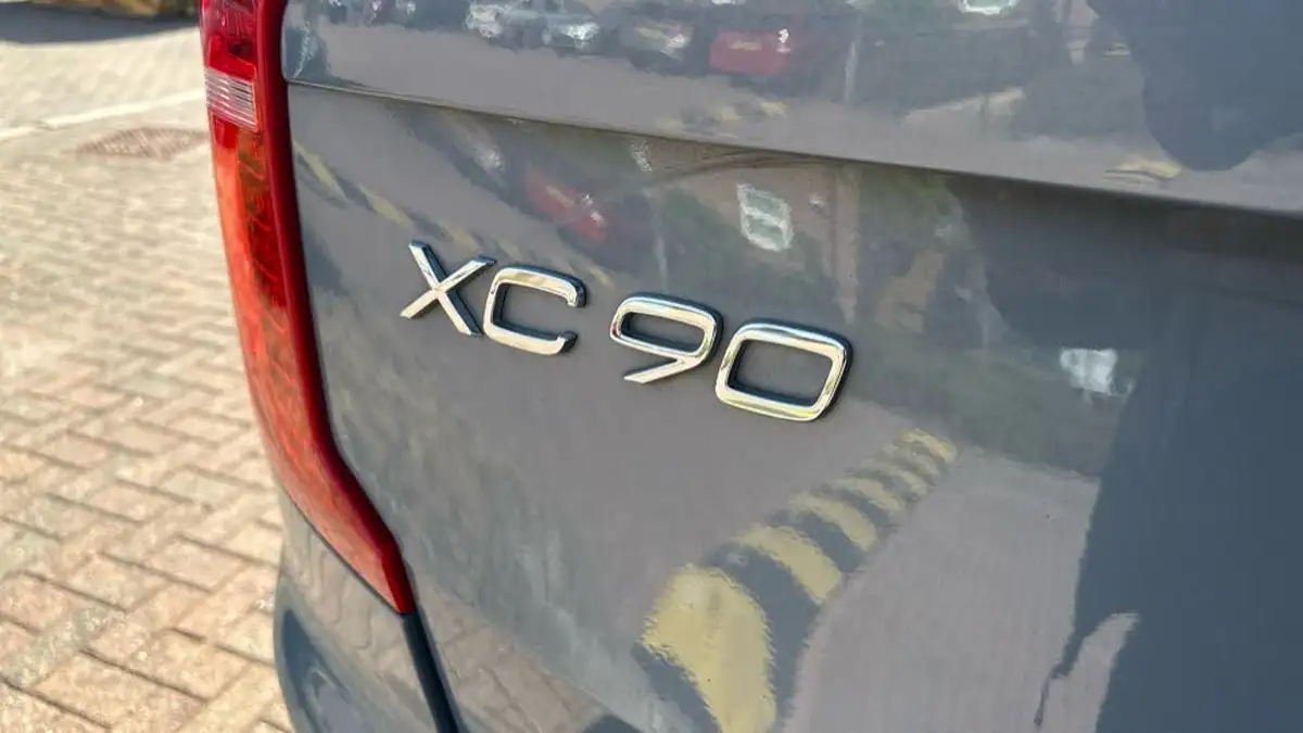 2020-volvo-xc90-20td-b5-r-design-big-36
