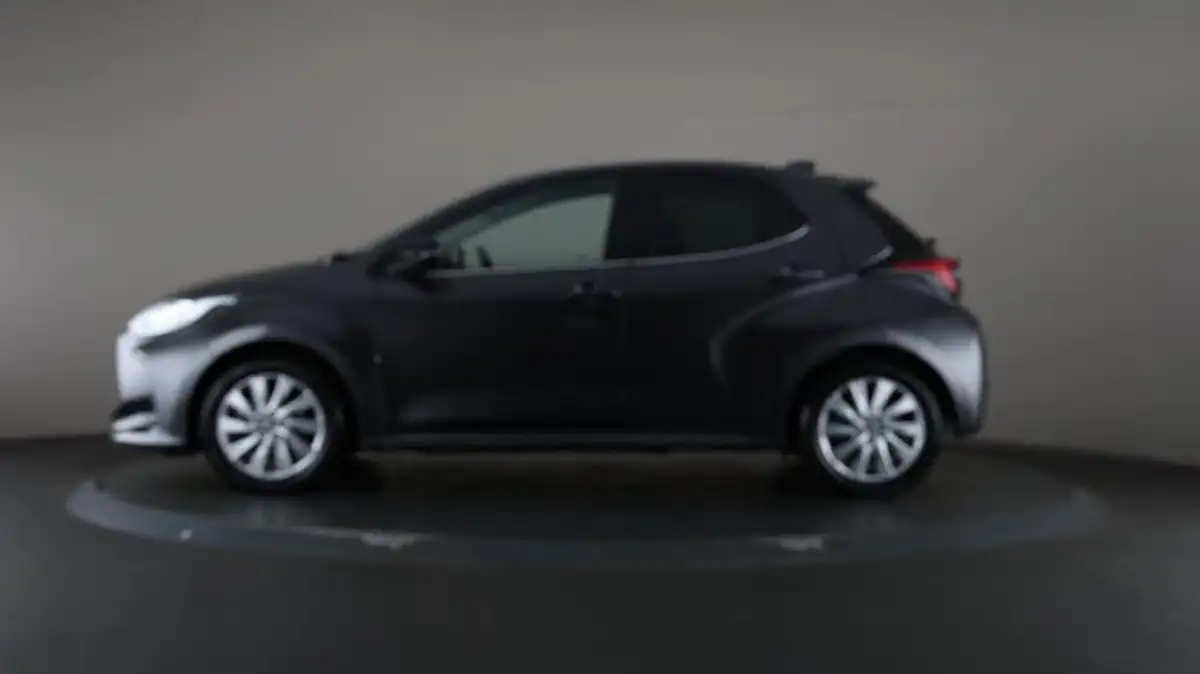 2022-mazda-mazda2-15-select-big-19