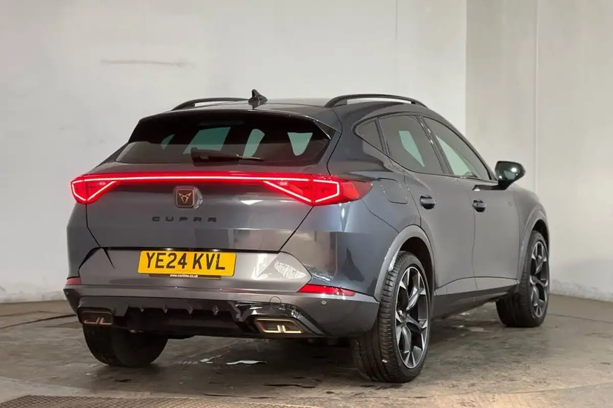 2024-cupra-formentor-14-e-hybrid-vz2-big-20
