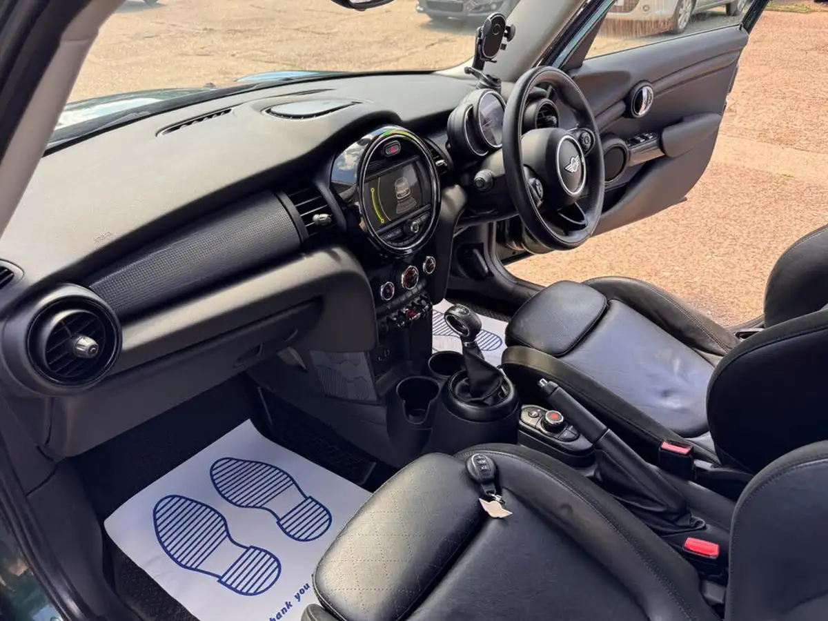 2016-mini-cooper-15-cooper-ss-hatchback-5d-auto-big-16