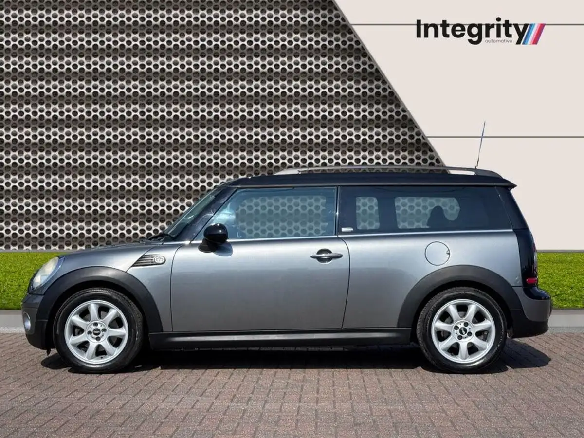 2010-mini-clubman-16-cooper-graphite-big-7