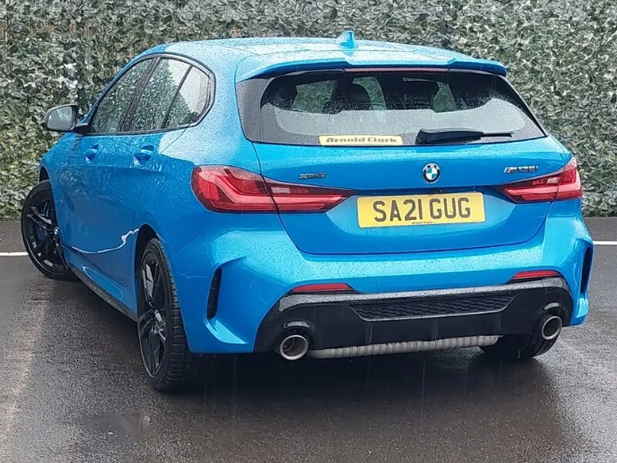 2021-bmw-1-series-20-m135i-xdrive-big-1