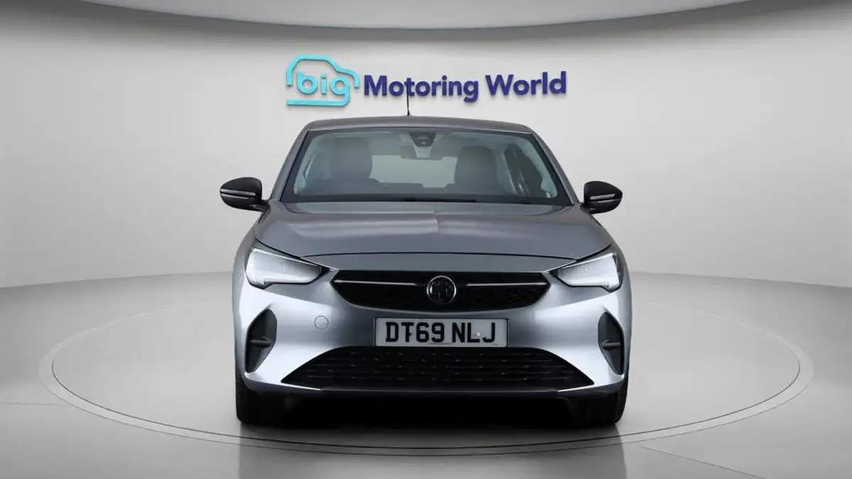 2020-vauxhall-corsa-12i-se-nav-big-1