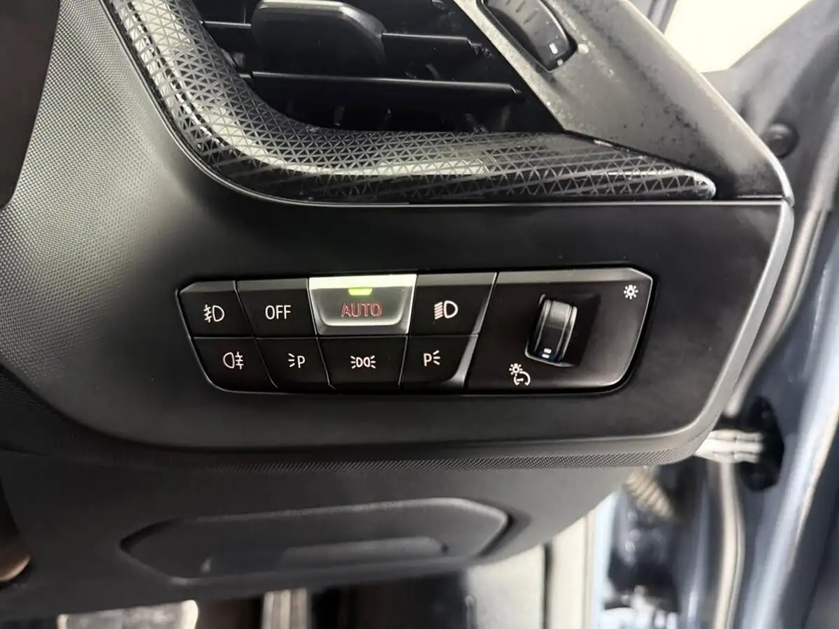 2022-bmw-2-series-15-218i-sport-lcp-coupe-4d-dct-big-34