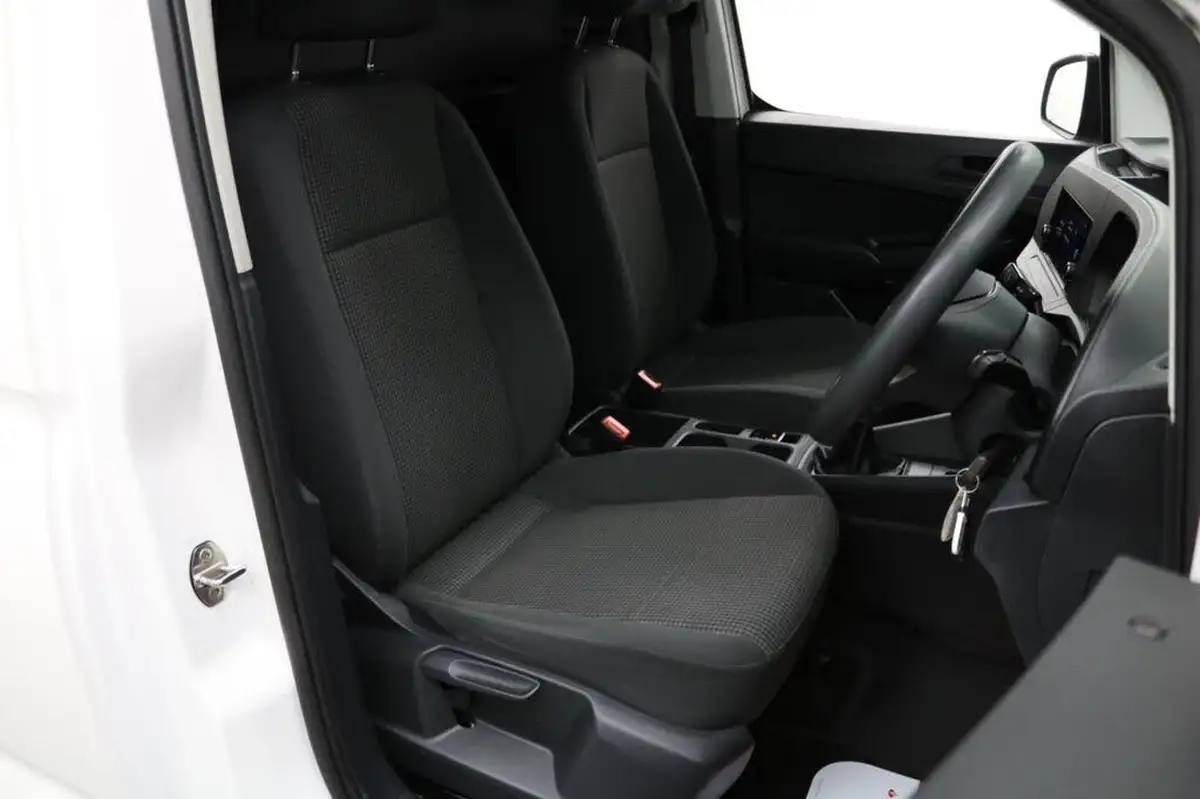 2021-volkswagen-caddy-20tdi-c20-cargo-commerce-102pseu6d-big-23