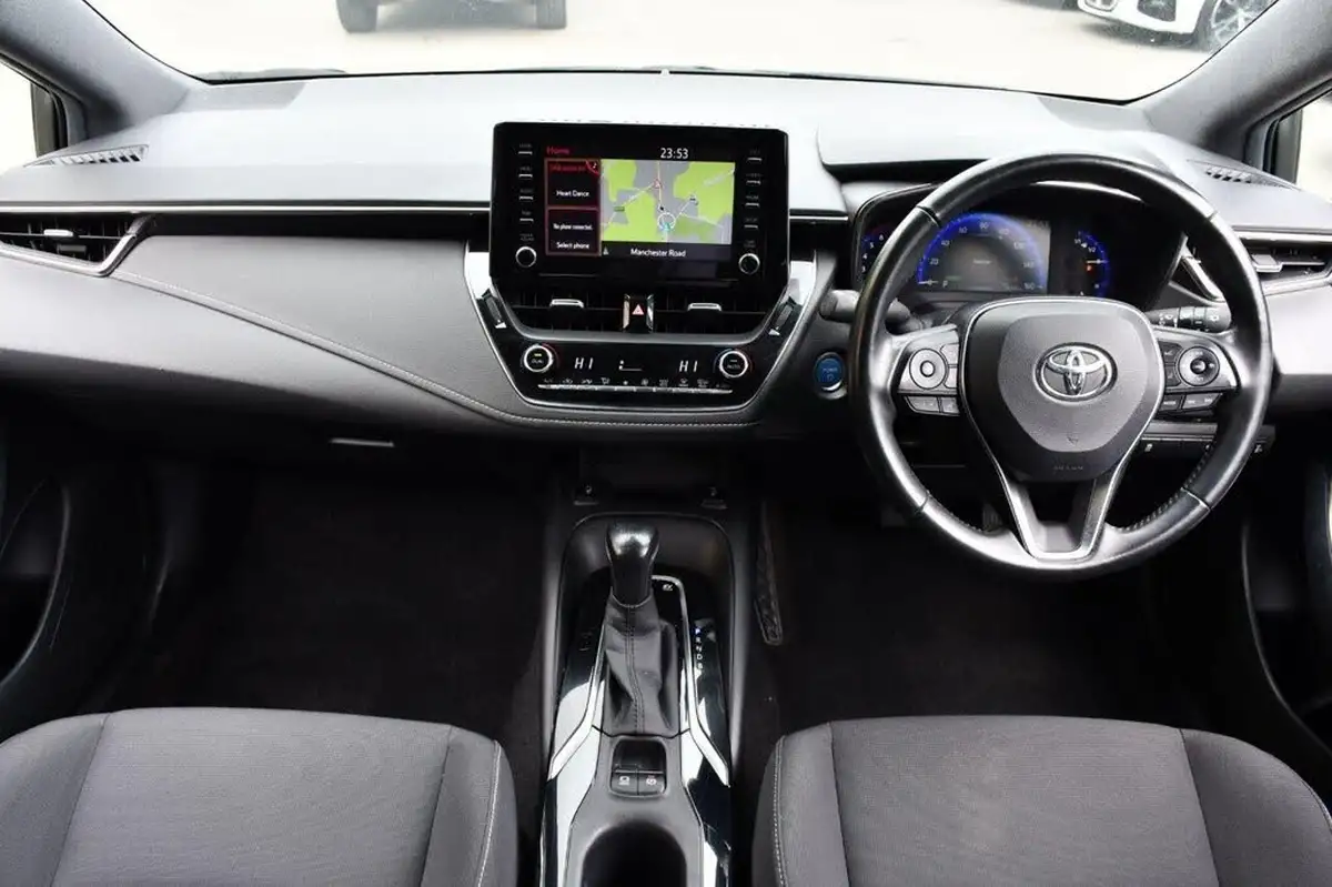 2020-toyota-corolla-18-vvt-i-icon-tech-spare-wheel-touring-sports-5d-big-13