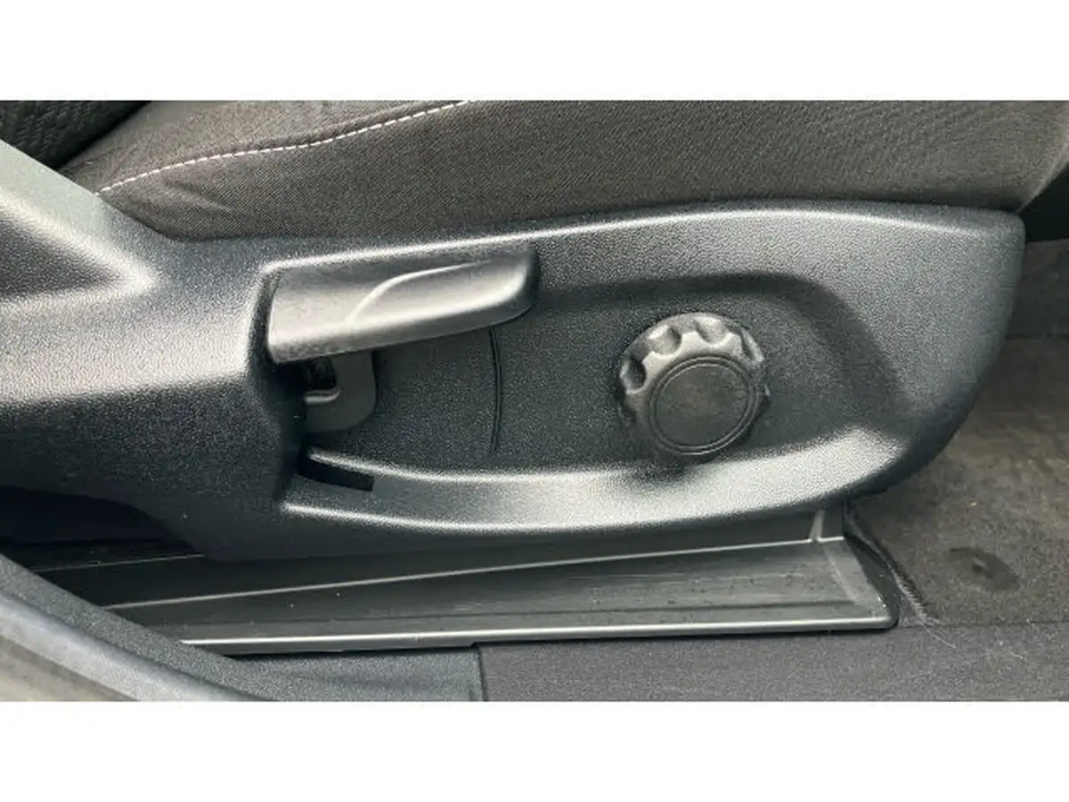2024-ford-puma-suv-10-titanium-125ps-big-29