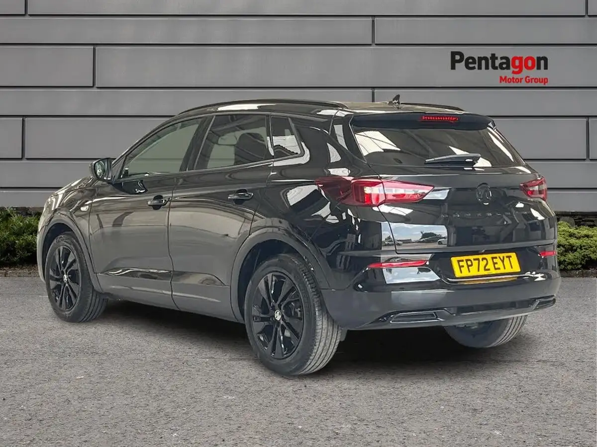 2022-vauxhall-grandland-12-gs-line-big-1