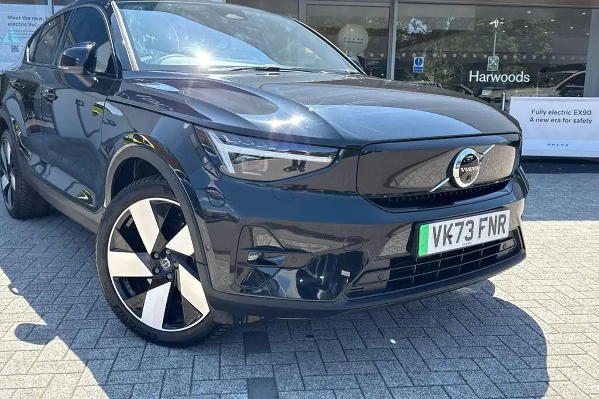 2023-volvo-c40-e-twin-recharge-ultimate-big-5