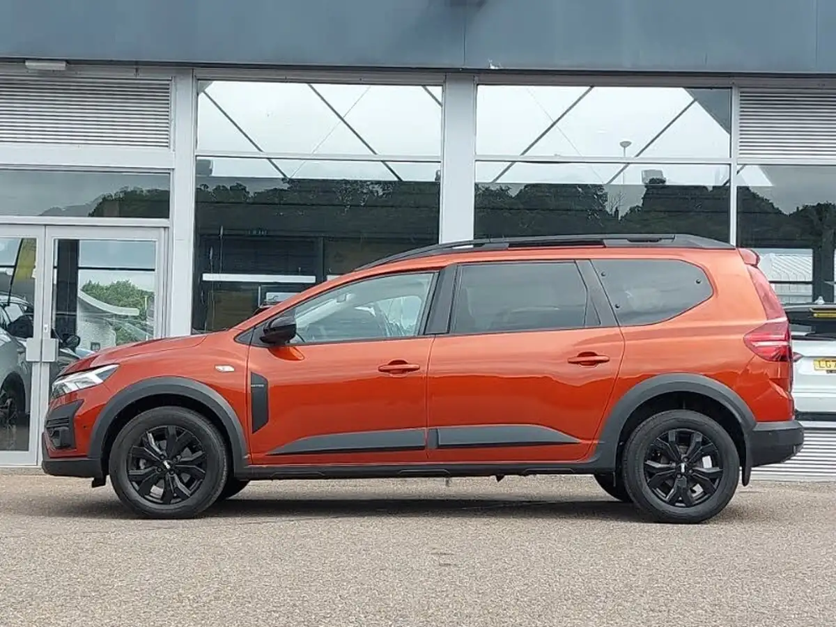 2023-dacia-jogger-10-tce-extreme-se-big-3