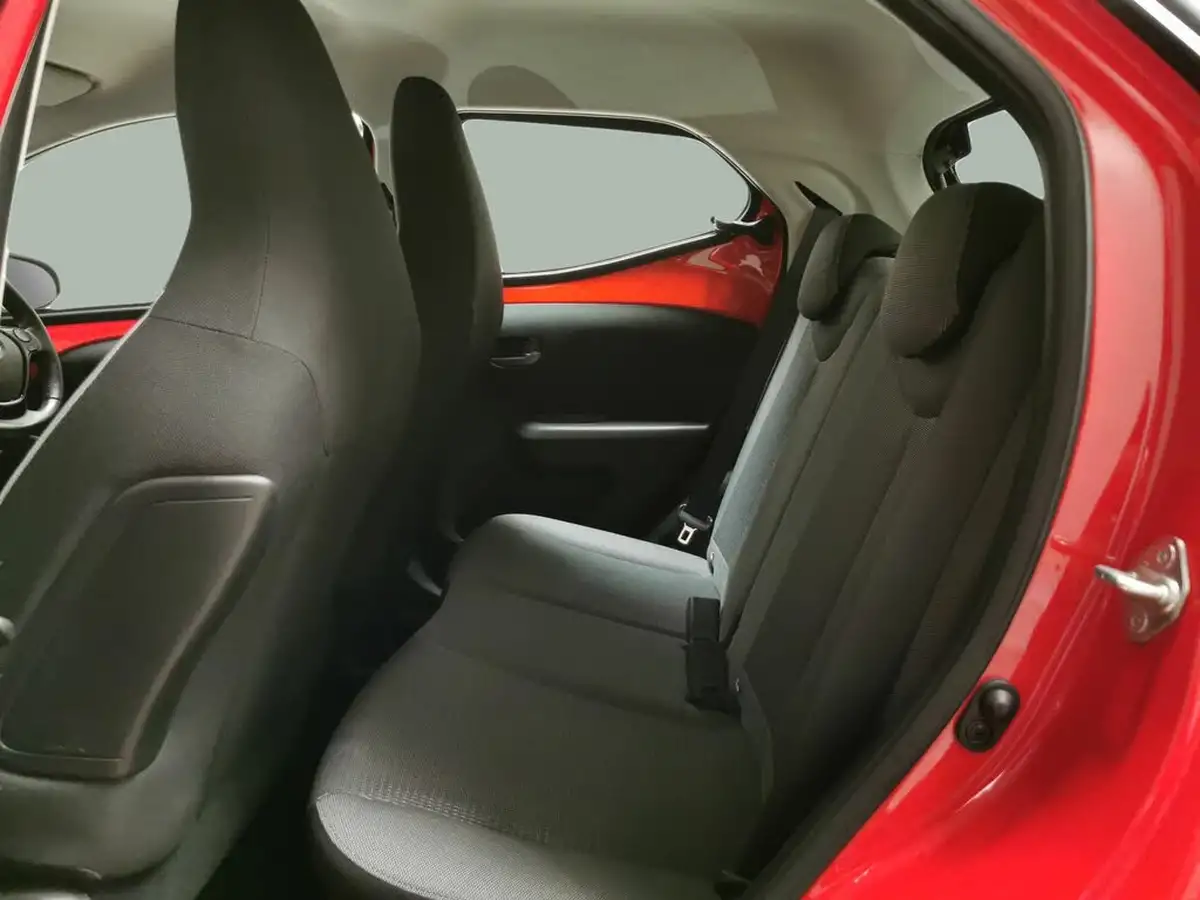 2021-toyota-aygo-10-vvt-i-x-play-tss-big-30
