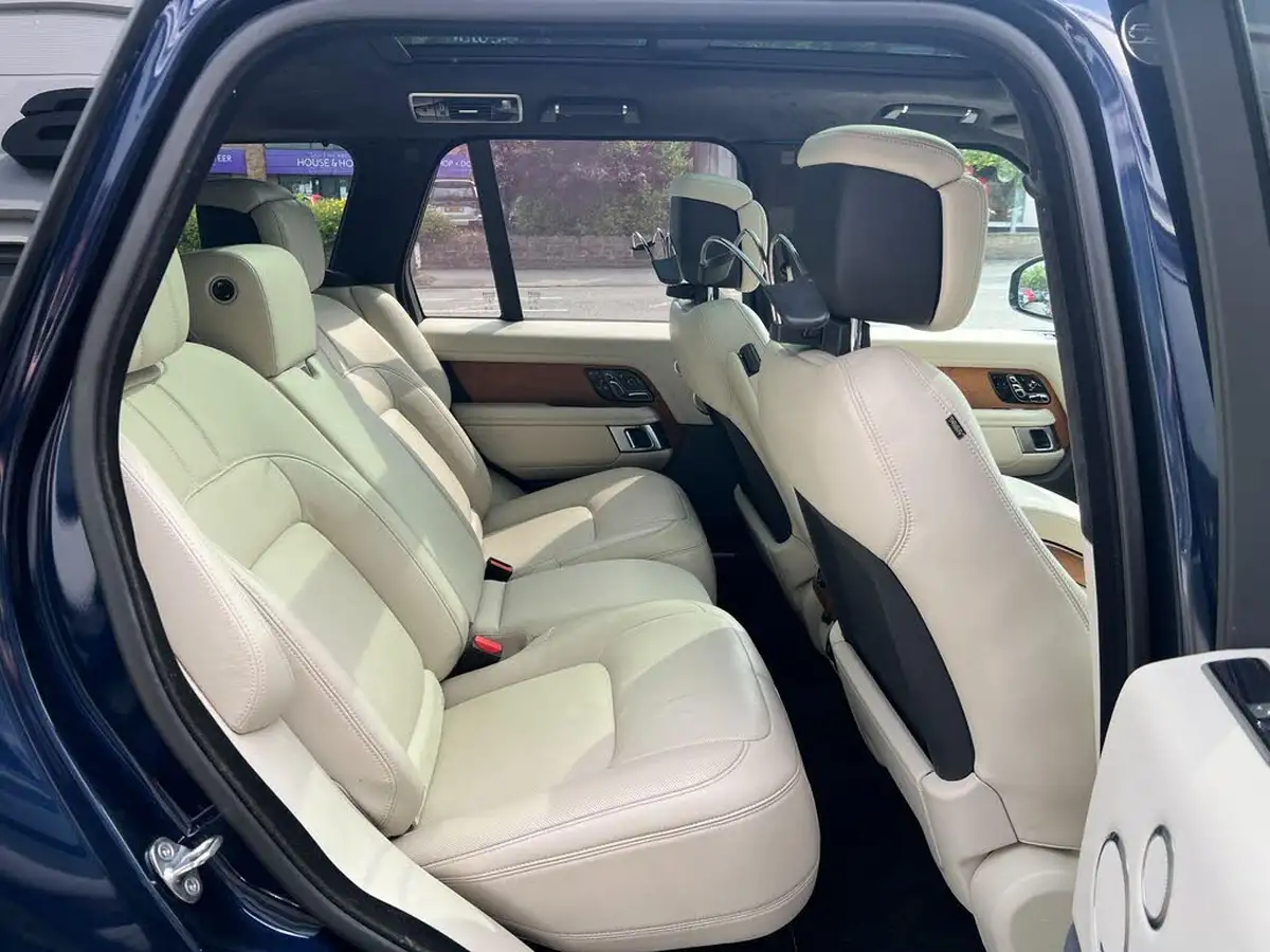 2021-land-rover-range-rover-20-p400e-autobiography-big-19
