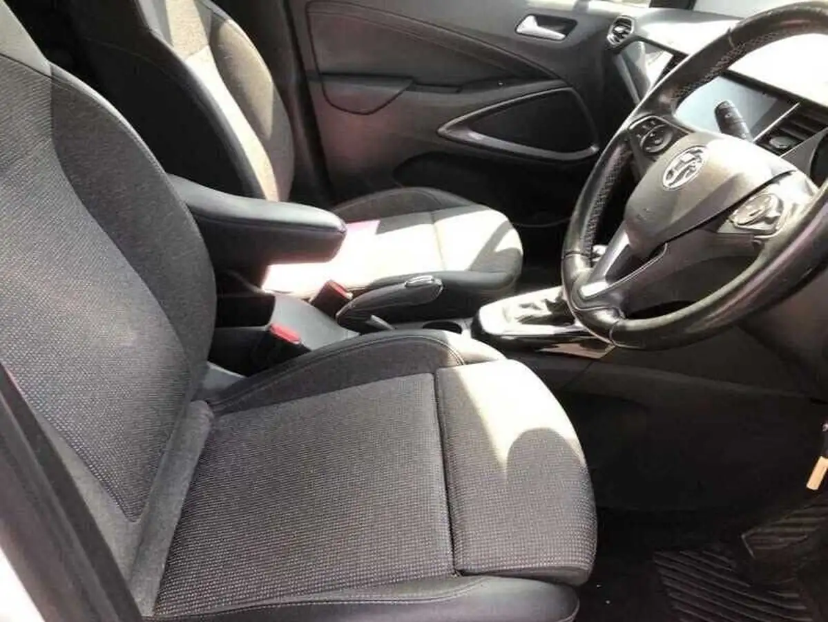 2022-vauxhall-crossland-12-elite-edition-130ps-auto-big-4