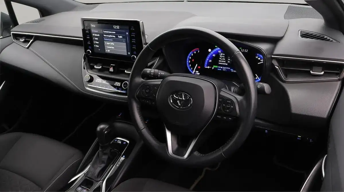 2022-toyota-corolla-18-vvt-i-icon-120bhp-spare-wheel-touring-sports-5d-big-9