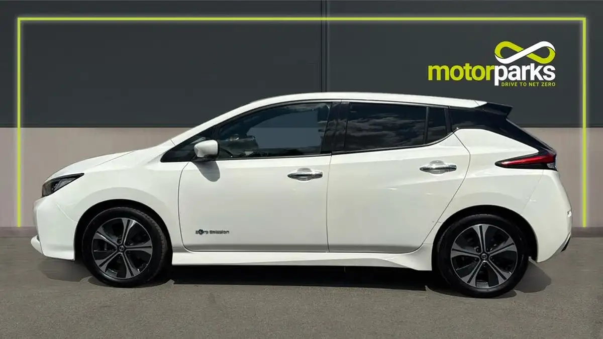 2020-nissan-leaf-e-tekna-big-5