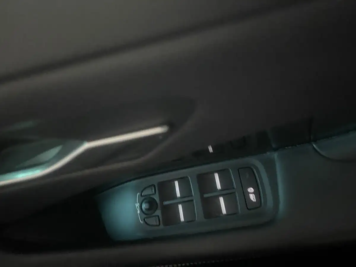 2020-jaguar-i-pace-ev400-hse-big-22