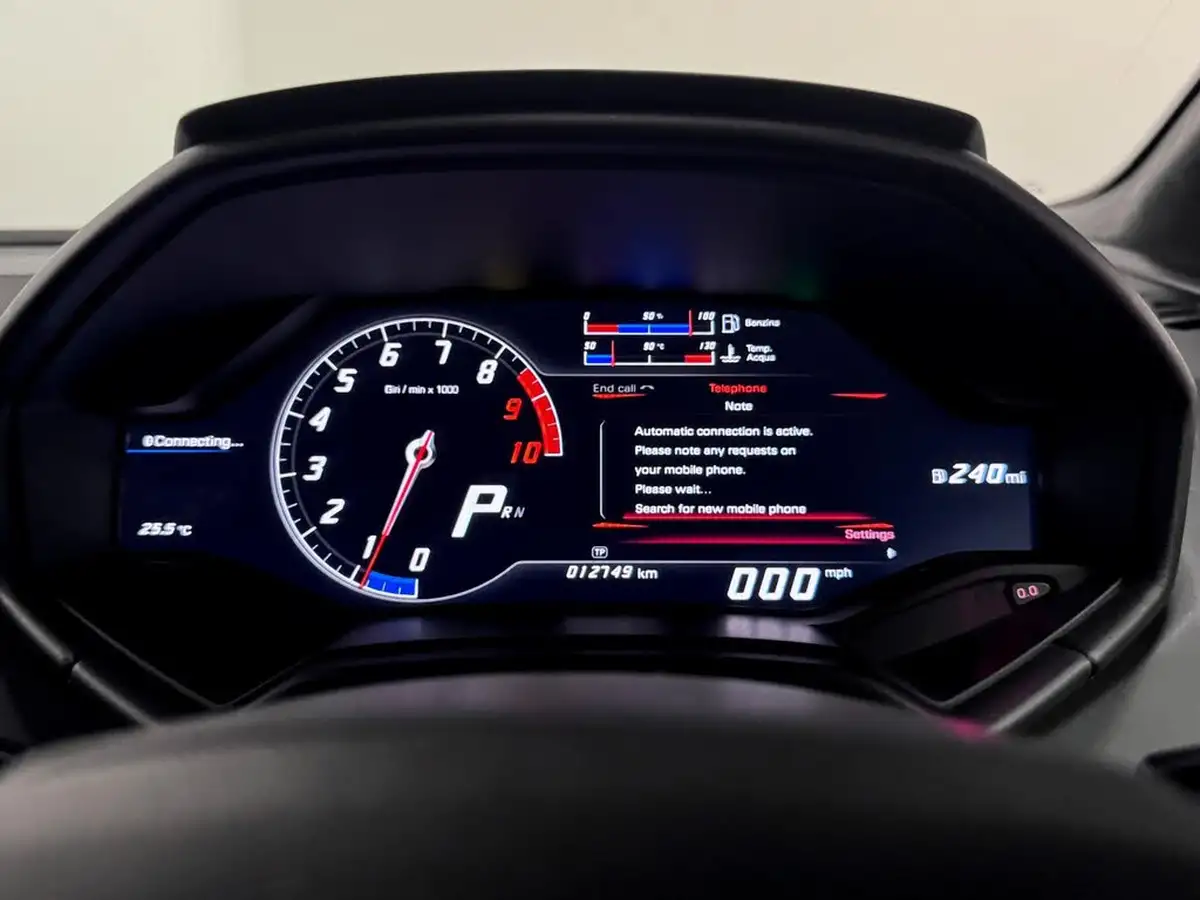 2015-lamborghini-huracan-big-46