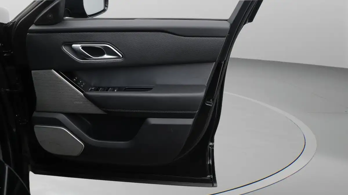 2021-land-rover-range-rover-velar-20-d200-velar-edition-big-15