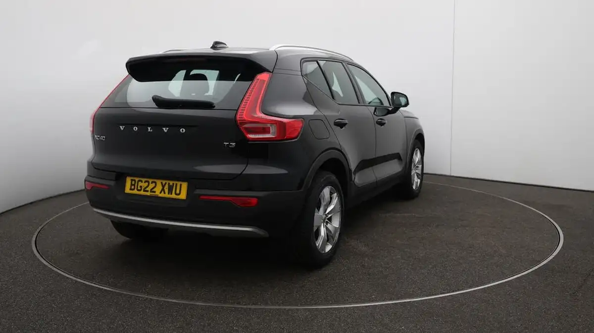 2021-volvo-xc40-15-t3-momentum-163bhp-big-51