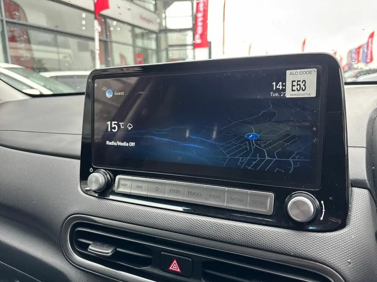 2022-hyundai-kona-e-premium-136ps-39kwh-big-21
