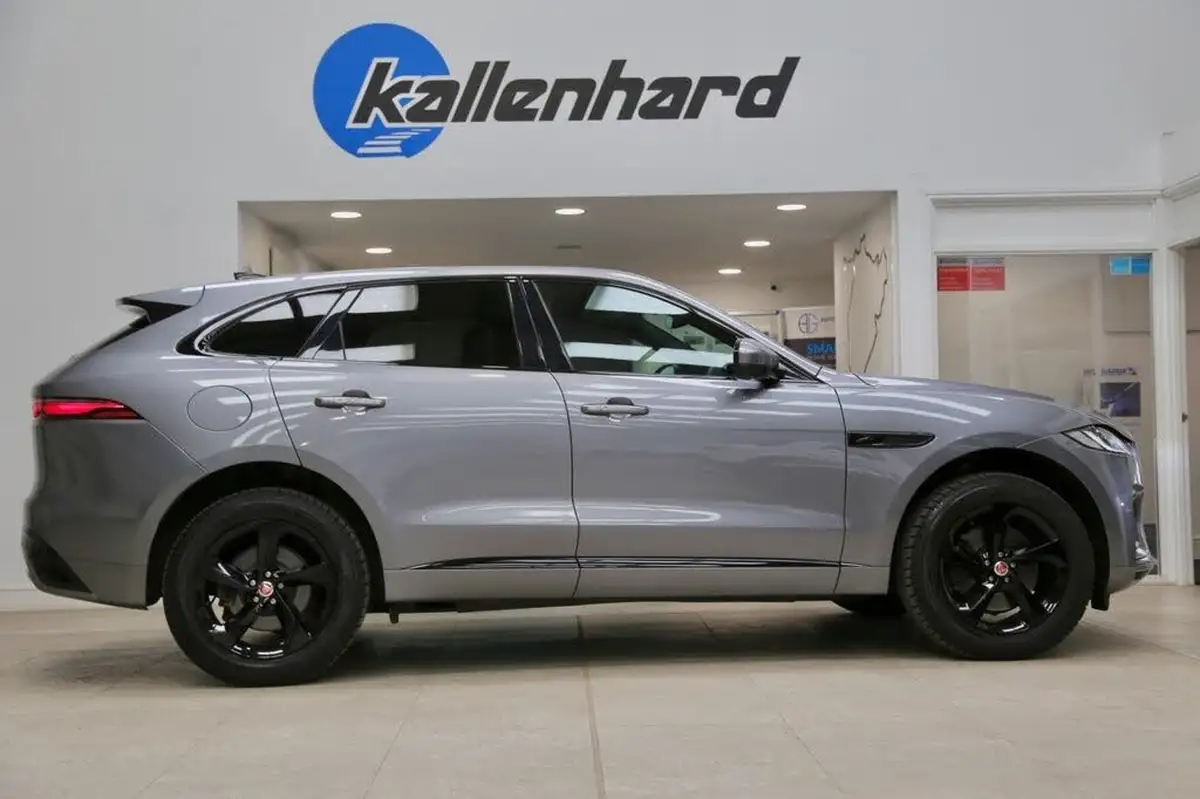 2022-jaguar-f-pace-20-d200-r-dynamic-s-big-12