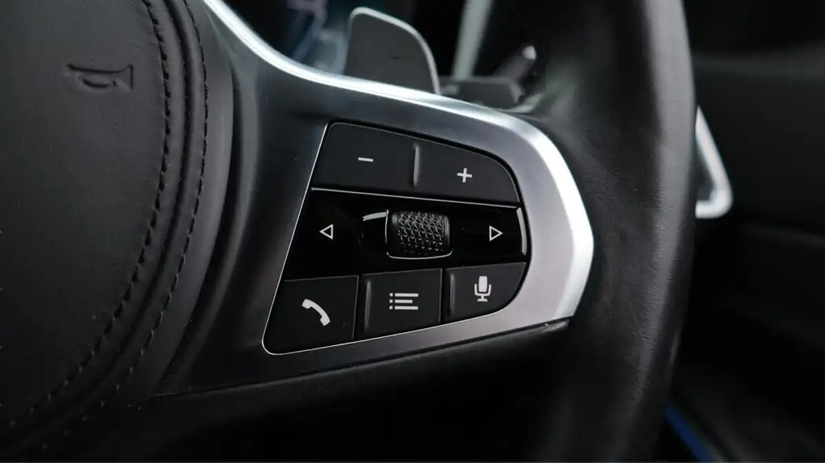 2021-bmw-3-series-20-330e-m-sport-touring-5d-big-25