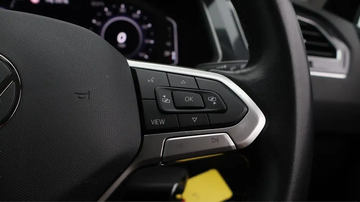 2022-volkswagen-tiguan-14-tsi-life-big-26